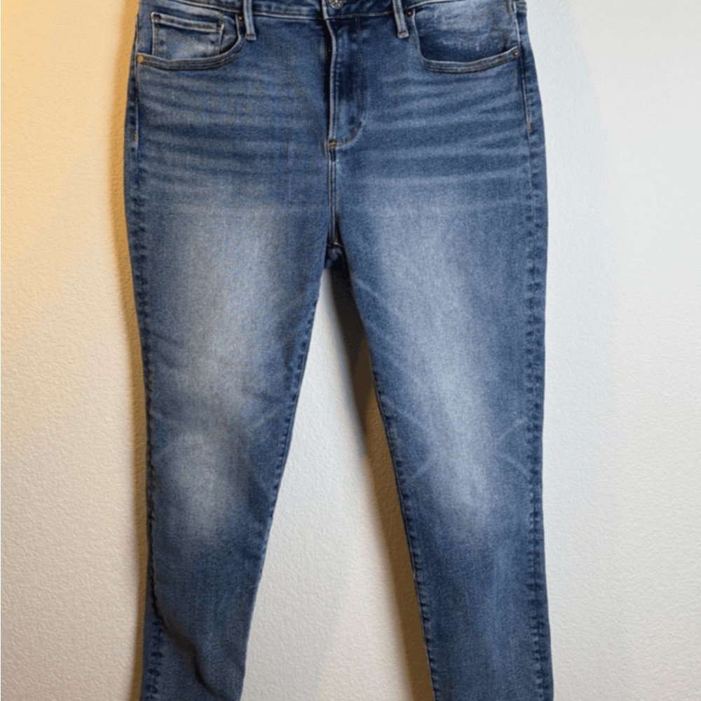 DRIFTWOOD Women's Light Blue Skinny Jeans